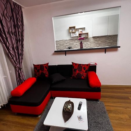 Crisshome1 Bükreş Dış mekan fotoğraf