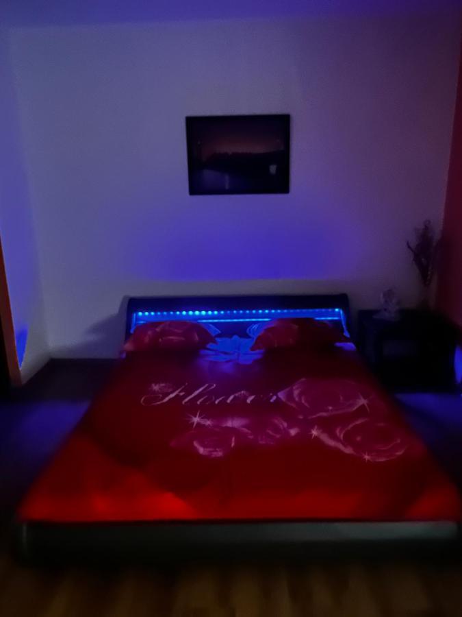 Crisshome1 Bükreş Dış mekan fotoğraf