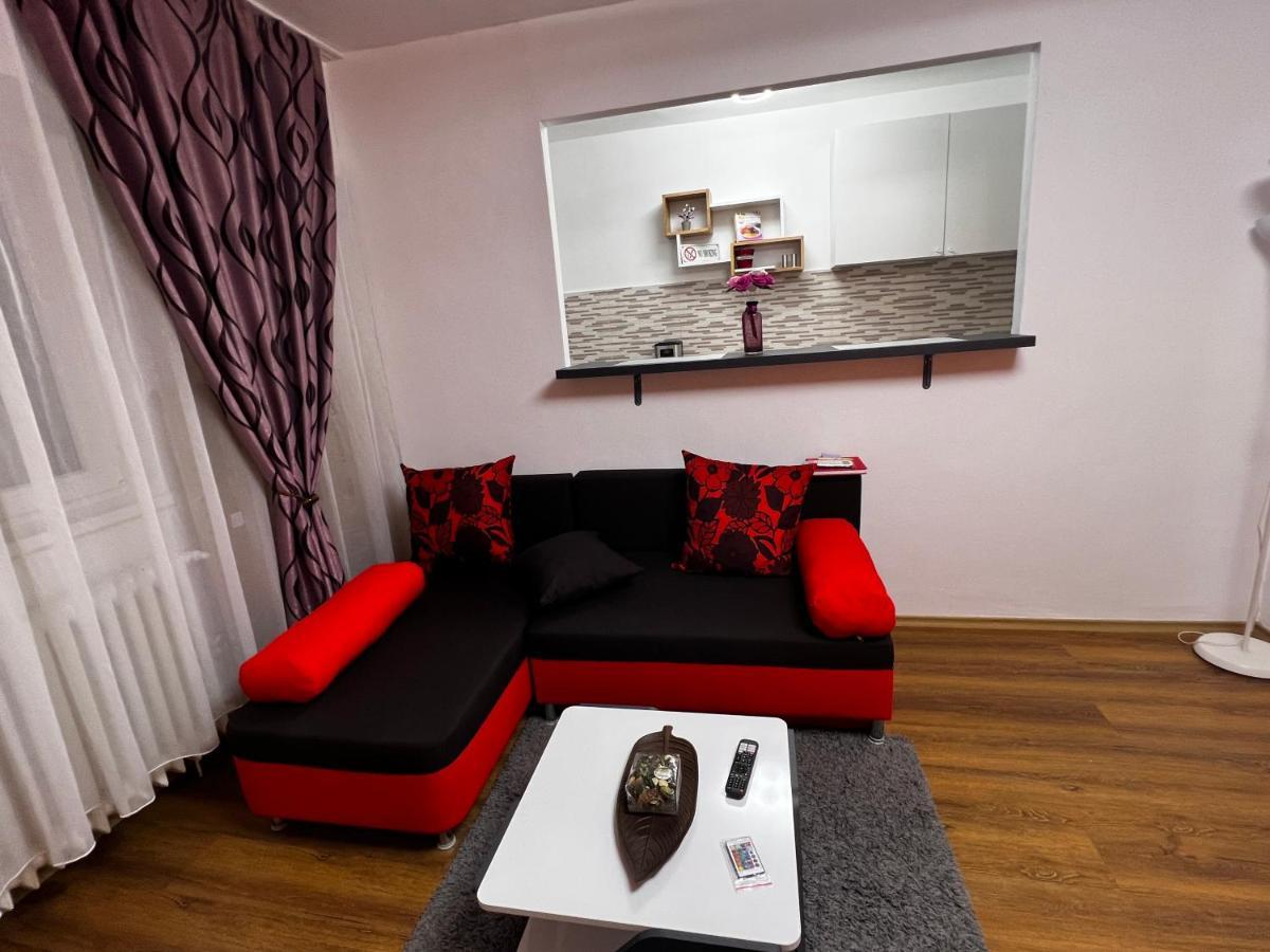 Crisshome1 Bükreş Dış mekan fotoğraf
